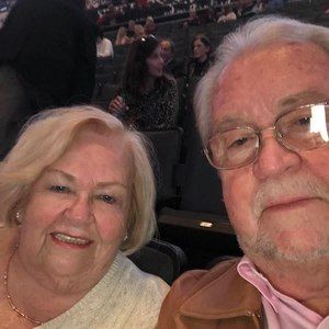 Meet your Posher, Evelyn